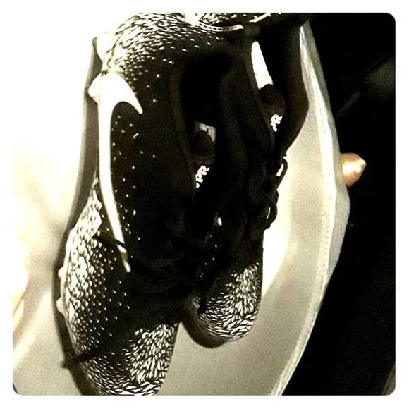 Football Cleats - Picture 1 of 4